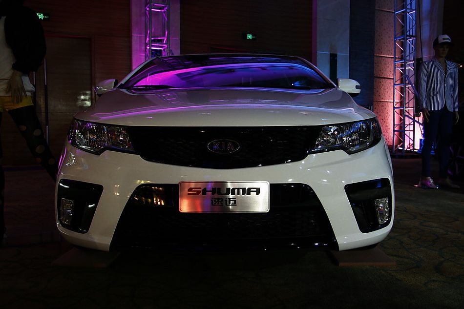 起亚shuma速迈外观实拍