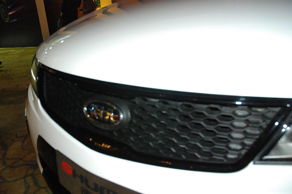 起亚shuma速迈外观实拍