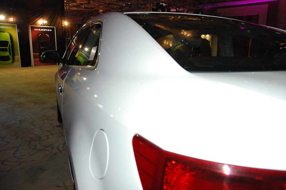 起亚shuma速迈外观实拍