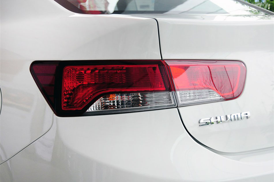 2013款 速迈 1.6AT 运动版 细节