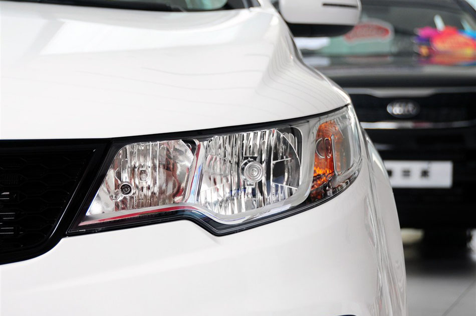 2013款 速迈 1.6AT 运动版 细节