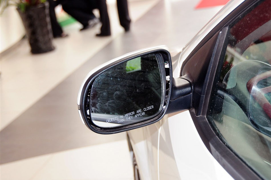 2013款 速迈 1.6AT 运动版 细节