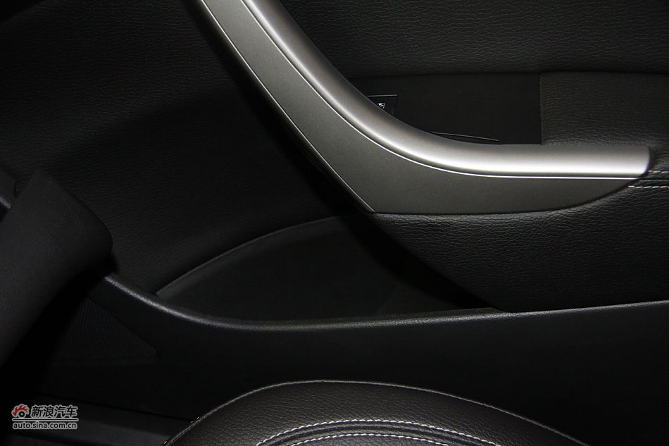 2010款英朗XT1.8L自动时尚版