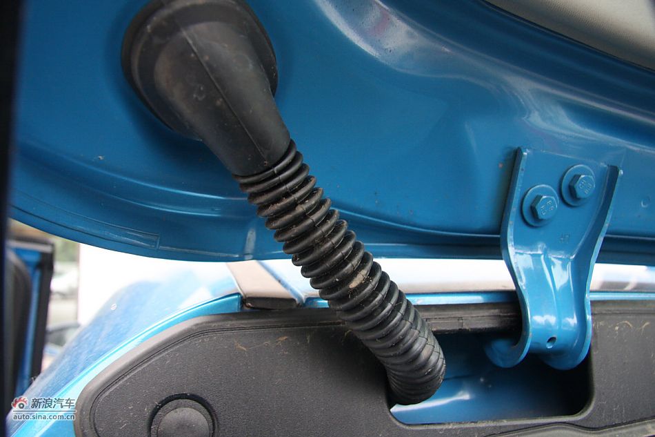 2010款英朗XT1.8L自动时尚版