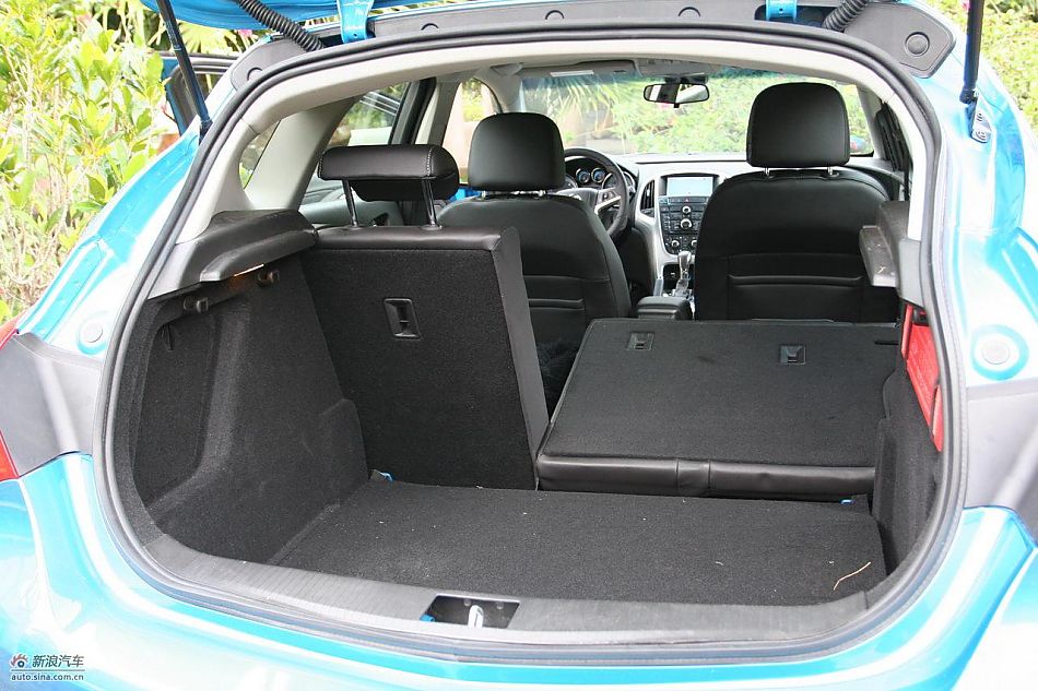 英朗内饰及细节