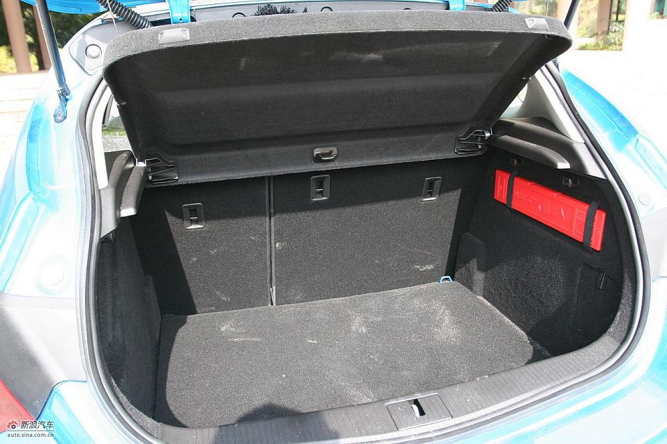 英朗内饰及细节