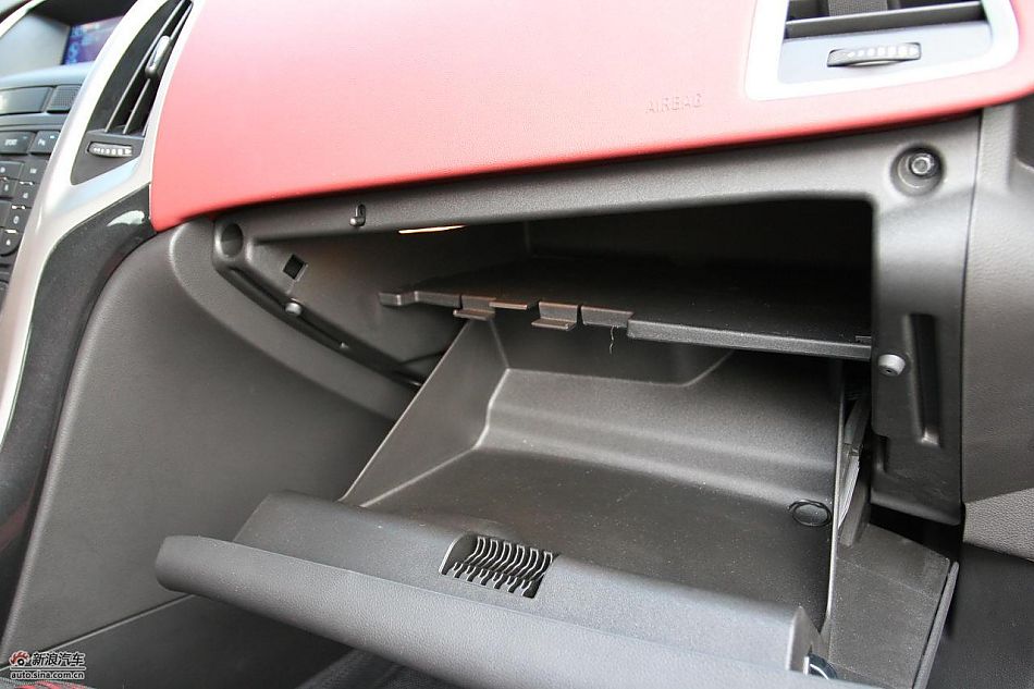 英朗内饰及细节