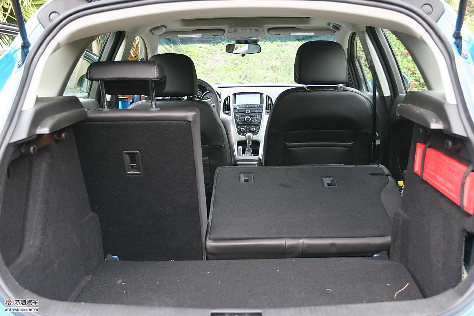 英朗内饰及细节