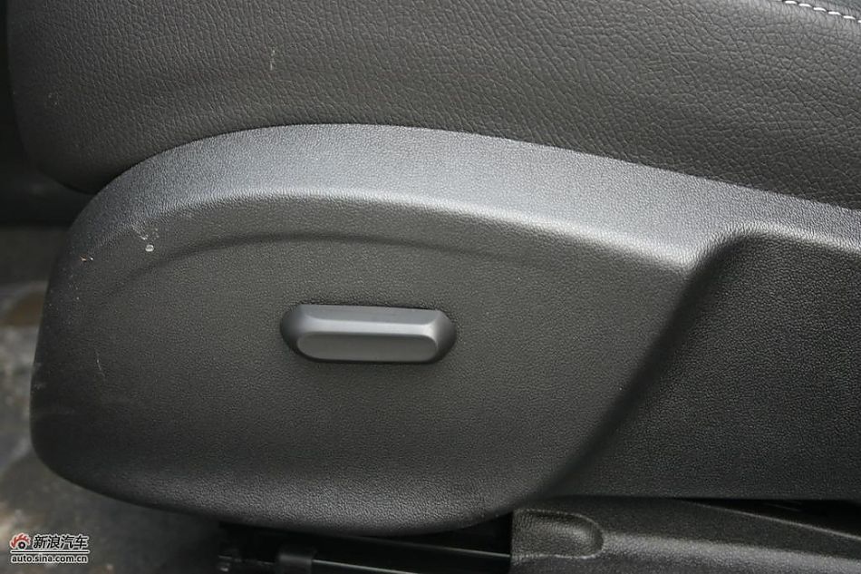 别克英朗展车到店高清实拍