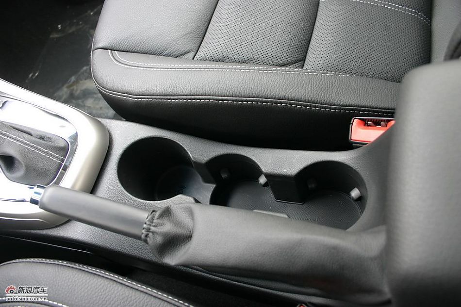 别克英朗展车到店高清实拍