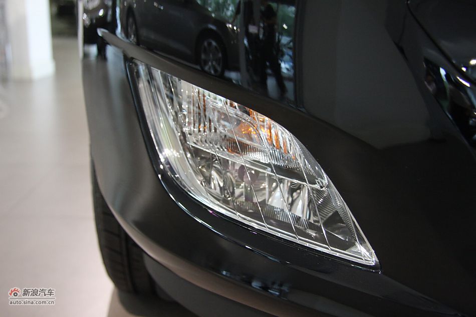 2010款英朗XT1.8L自动时尚版