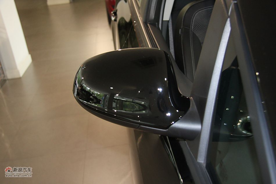 2010款英朗XT1.8L自动时尚版