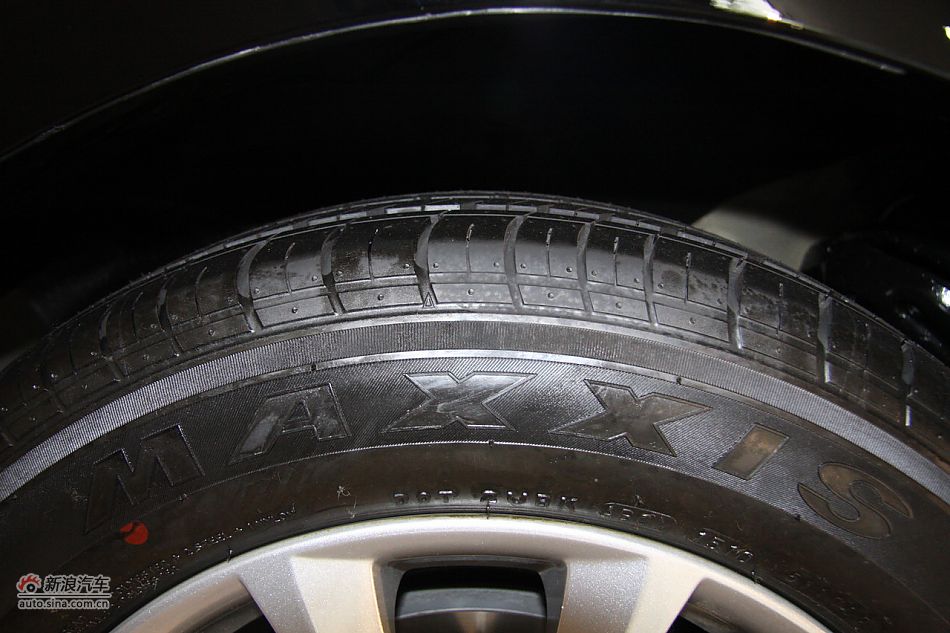 2010款英朗XT1.8L自动时尚版