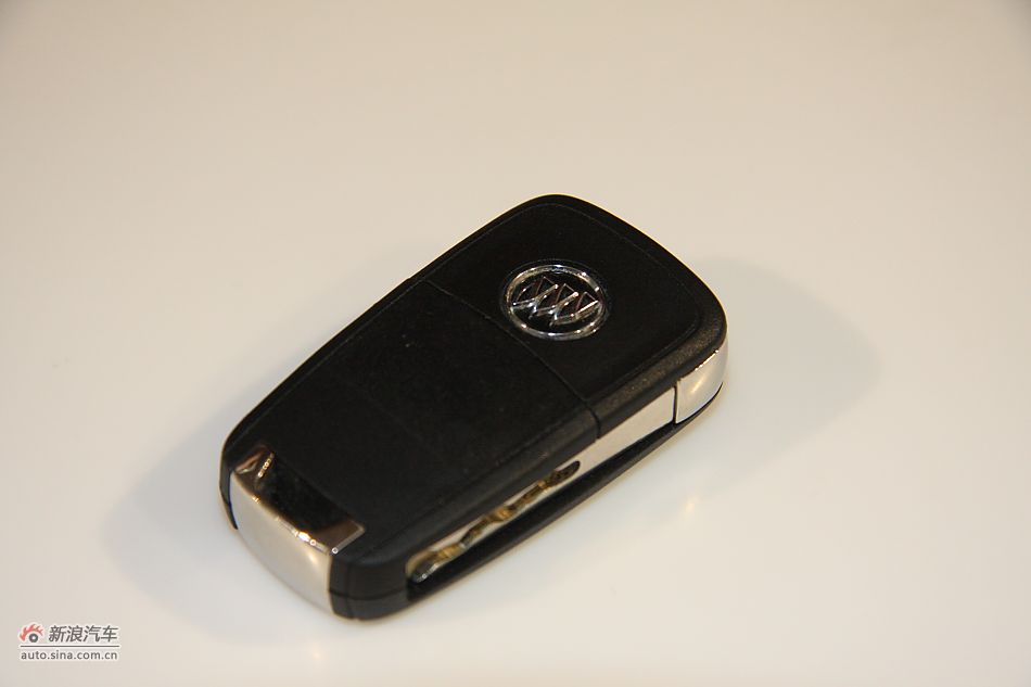 2010款英朗XT1.8L自动时尚版