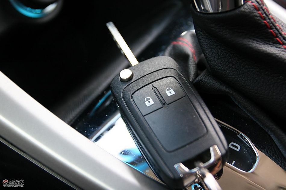 英朗内饰及细节