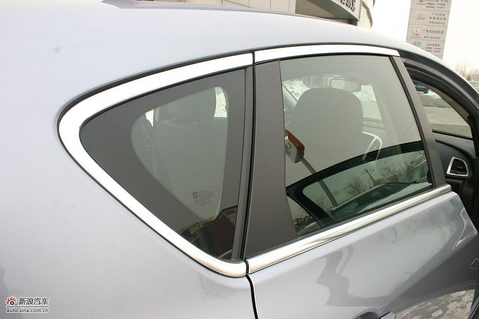别克英朗展车到点高清实拍