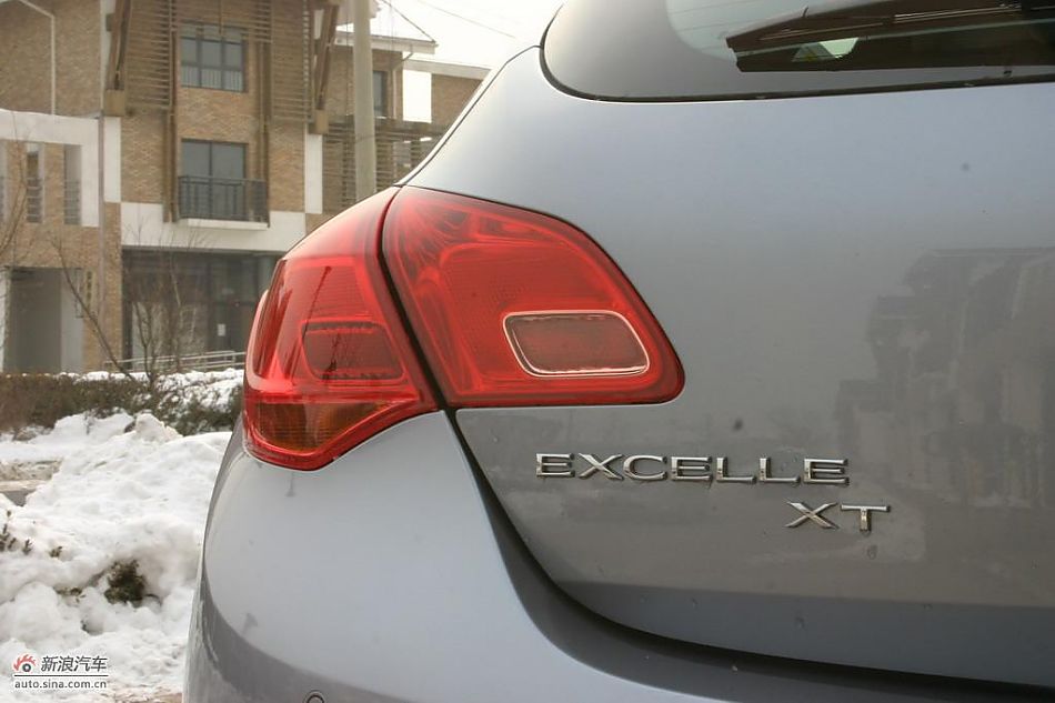 别克英朗展车到点高清实拍