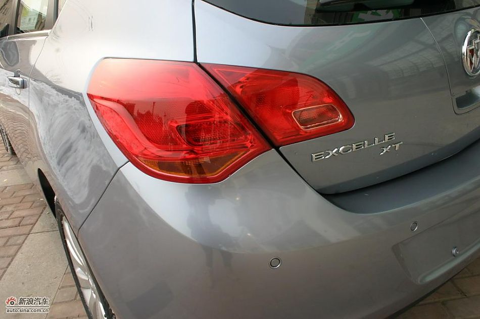 别克英朗展车到点高清实拍