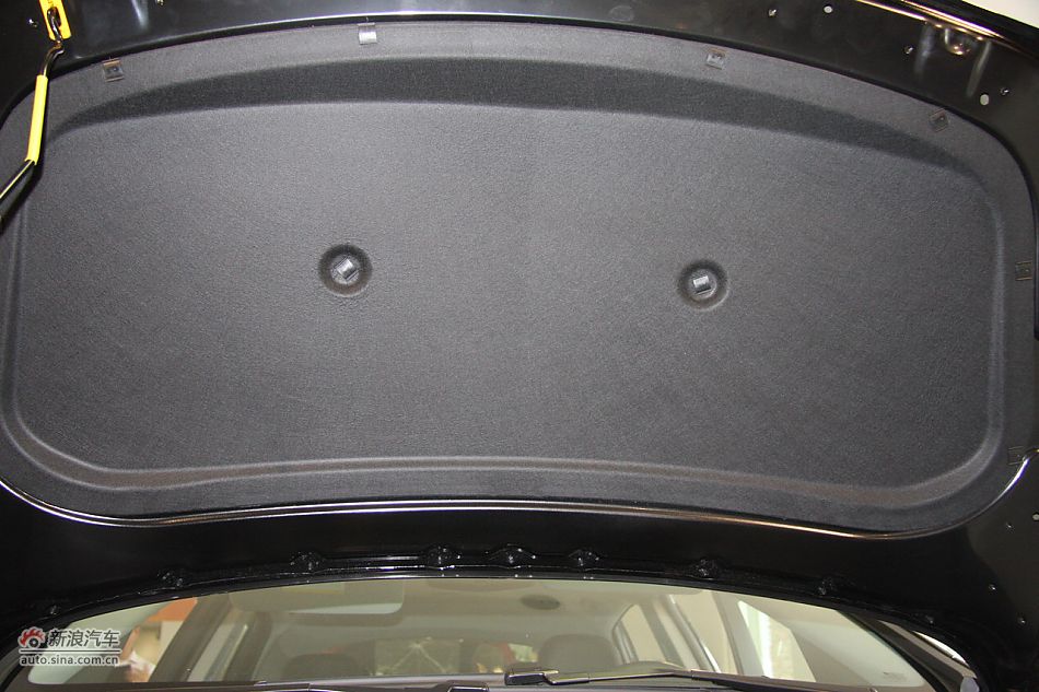 2010款英朗XT1.8L自动时尚版