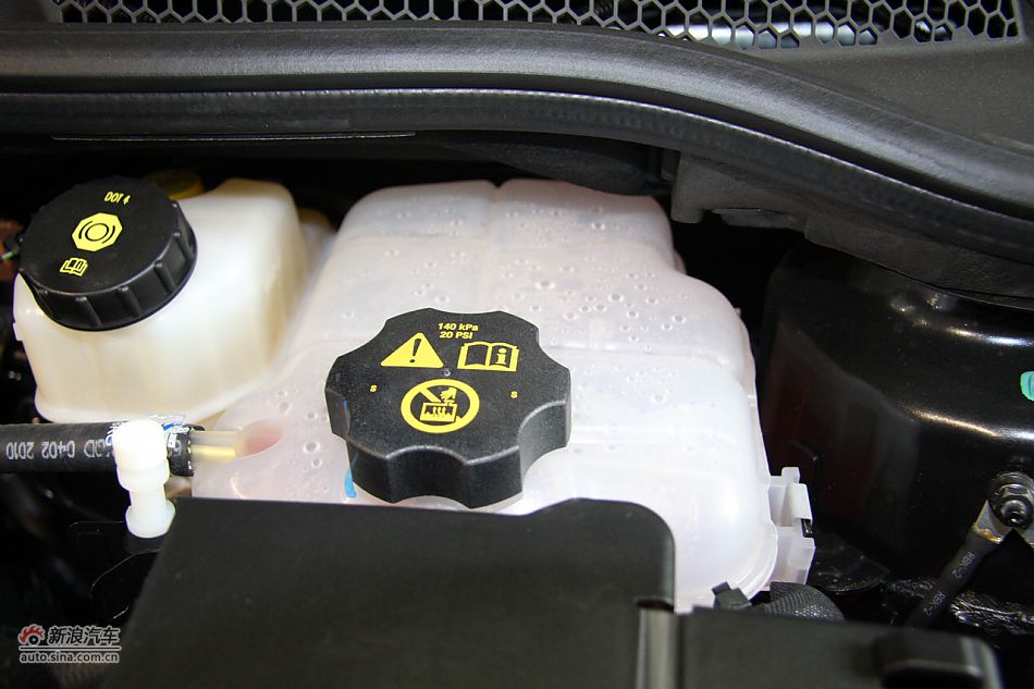 2010款英朗XT1.8L自动时尚版