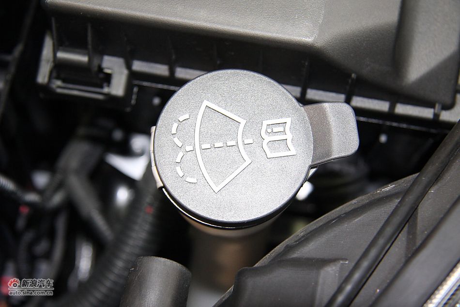 2010款英朗XT1.8L自动时尚版