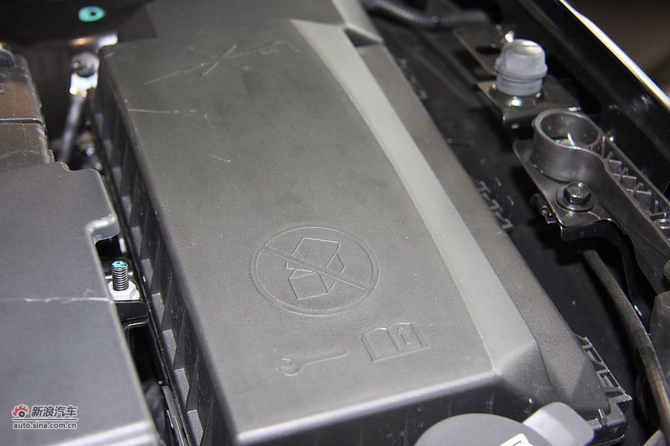 2010款英朗XT1.8L自动时尚版