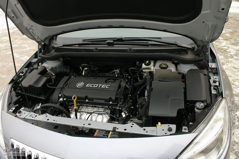 别克英朗展车到店高清实拍