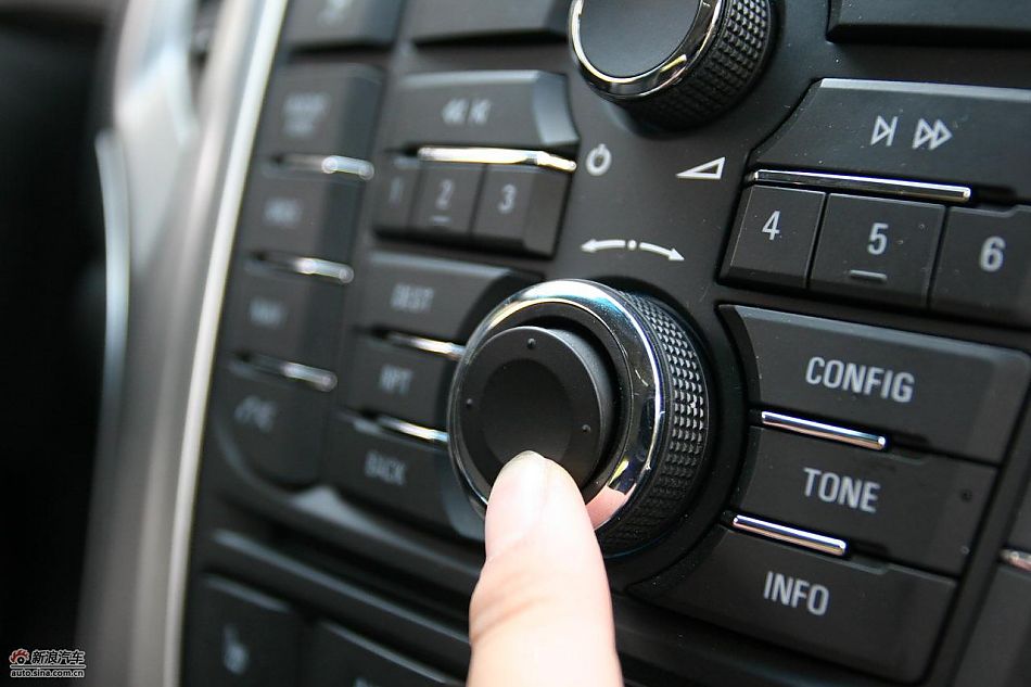 英朗内饰及细节