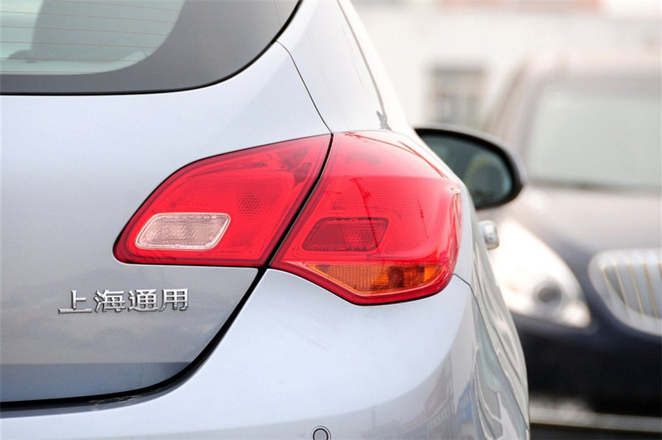 2012款 1.6L MT 进取版 其他