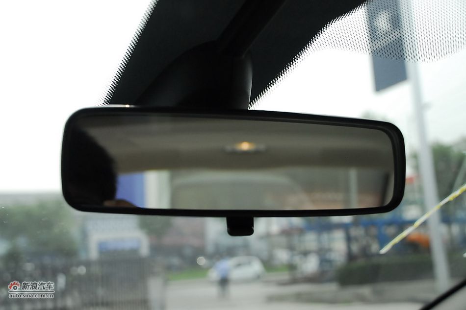 2011款东风标致408