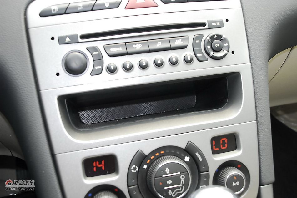 2011款东风标致408