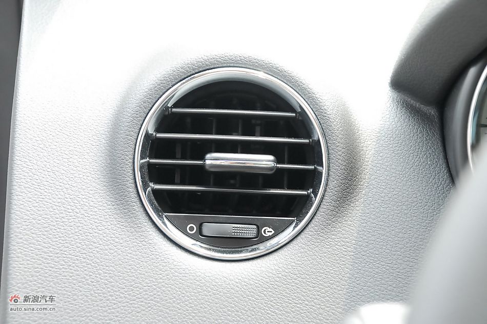 2011款东风标致408