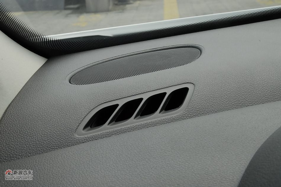 2011款东风标致408