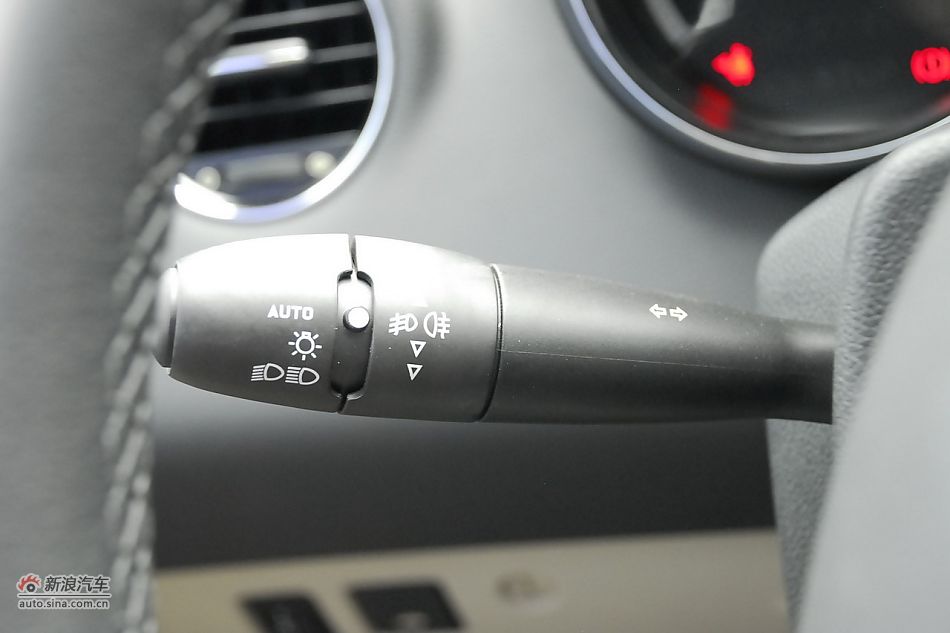 2011款东风标致408