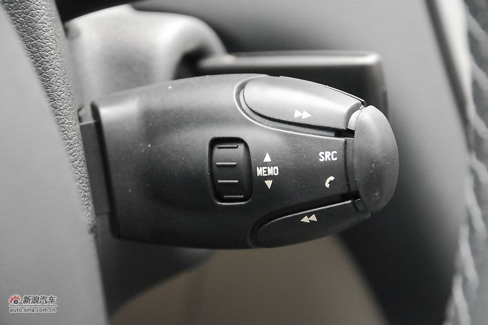 2011款东风标致408