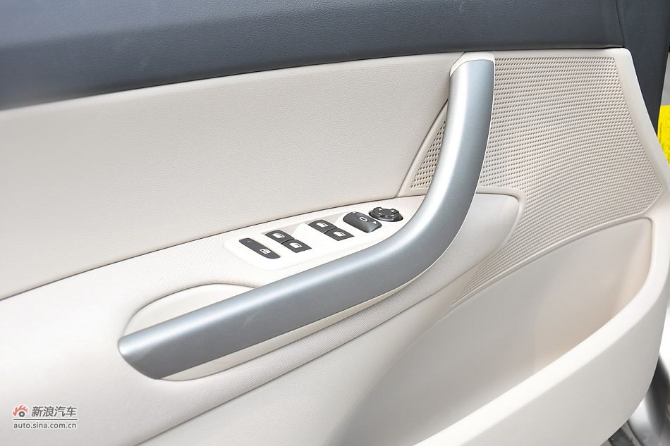 2011款东风标致408