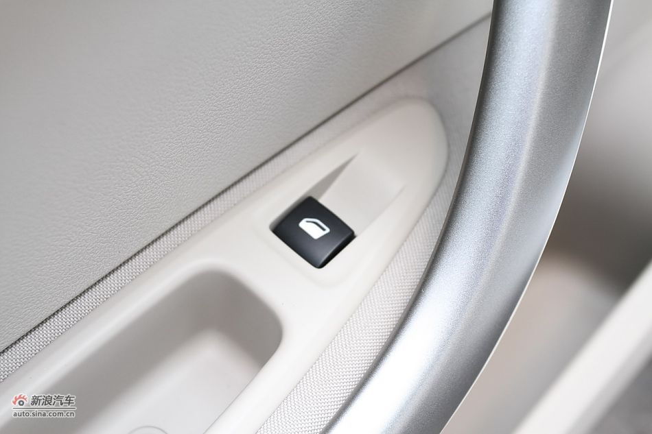 2011款东风标致408