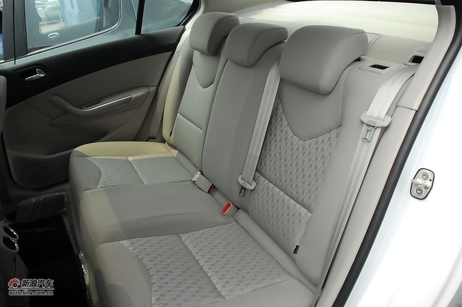 2011款东风标致408