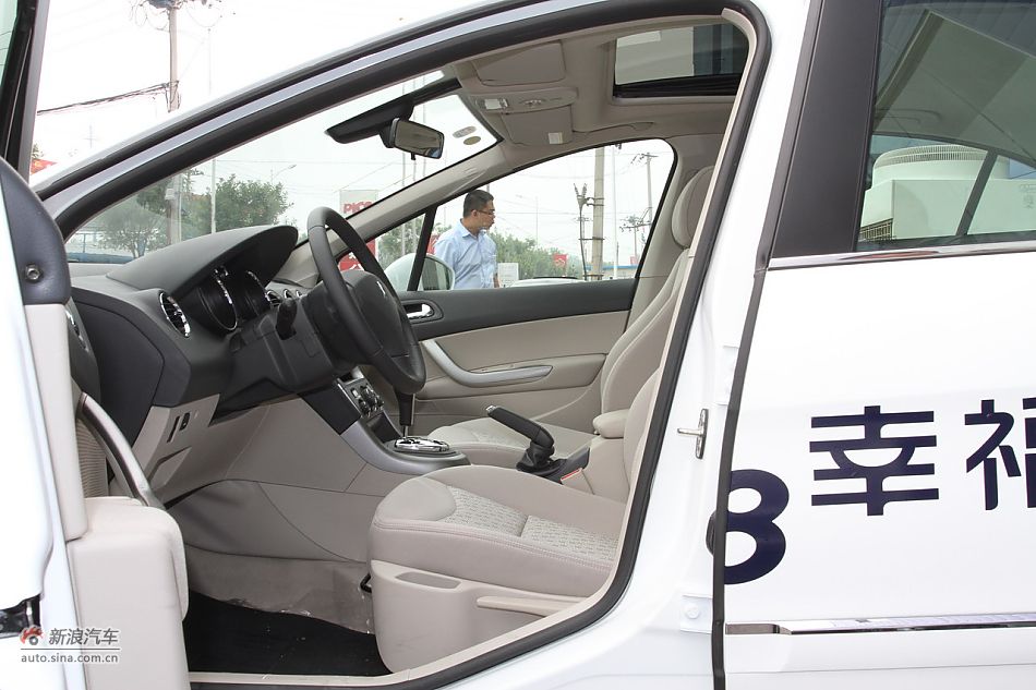 2011款东风标致408