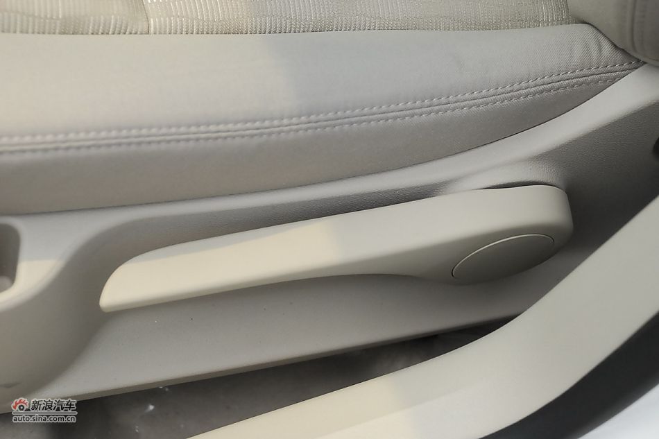 2011款东风标致408