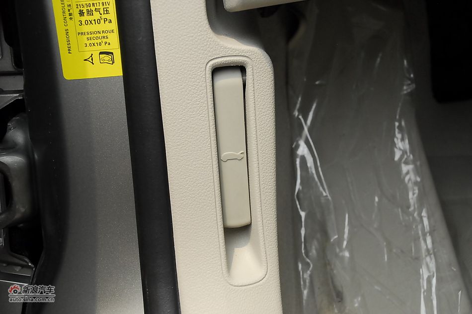 2011款东风标致408