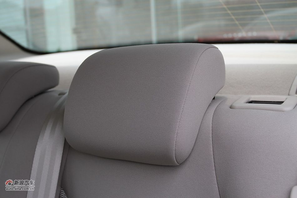 2011款东风标致408