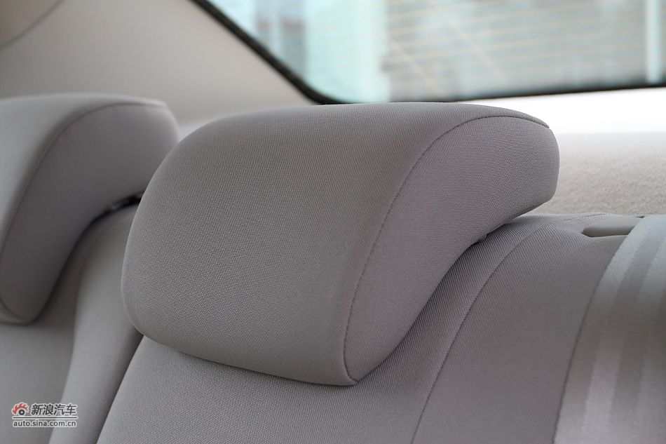 2011款东风标致408