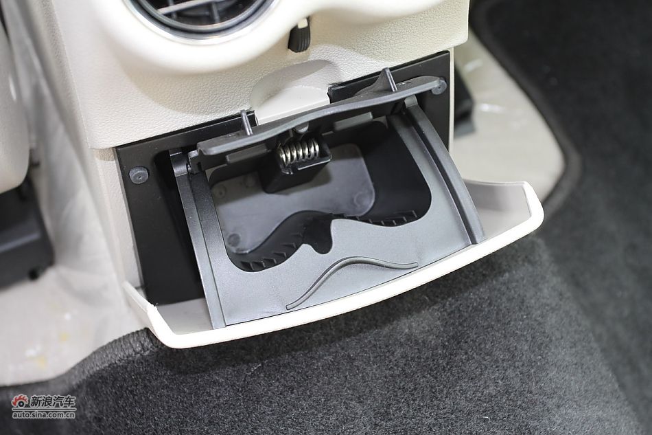 2011款东风标致408