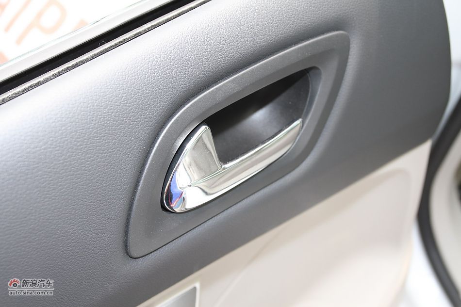 2011款东风标致408