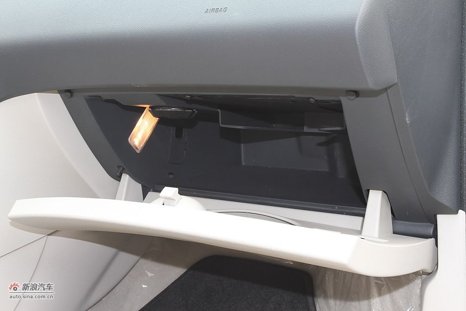 2011款东风标致408