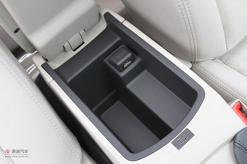 2011款东风标致408