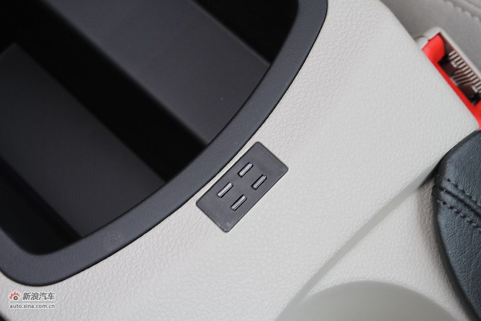 2011款东风标致408