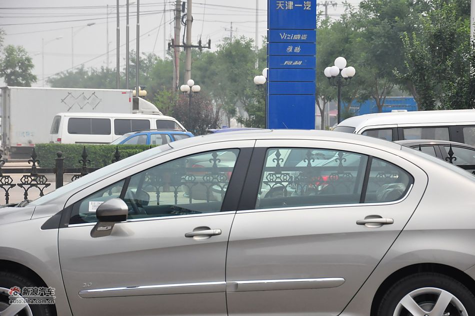 2011款东风标致408