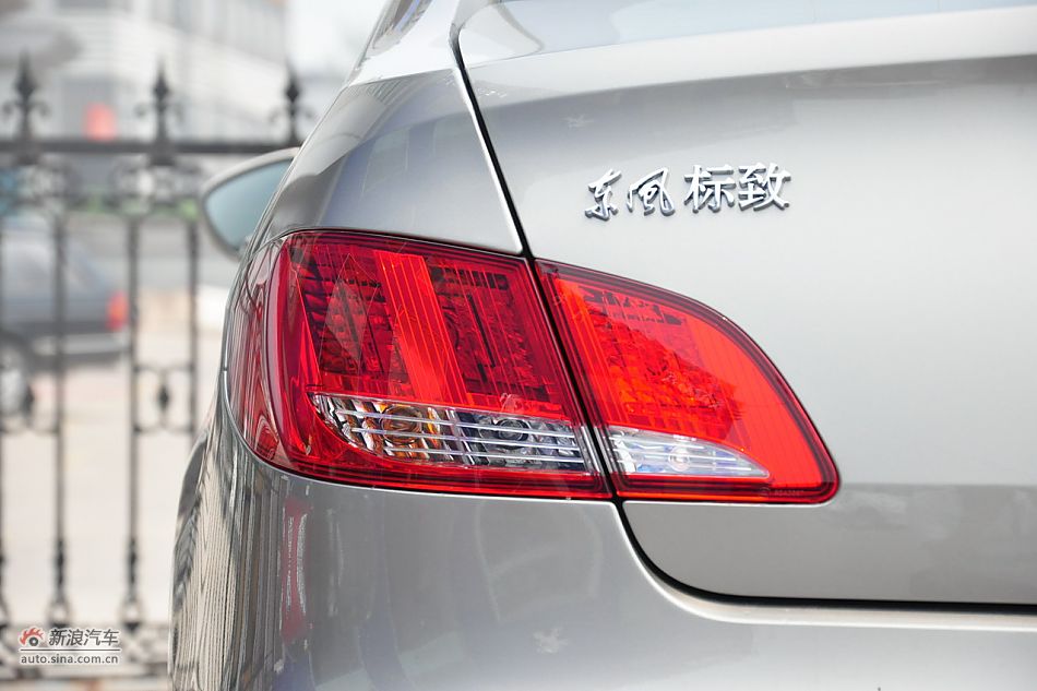 2011款东风标致408